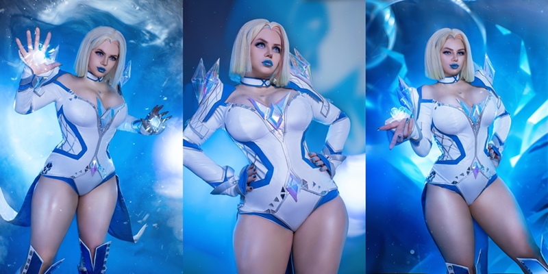 Alice Cosplay – Emma Frost