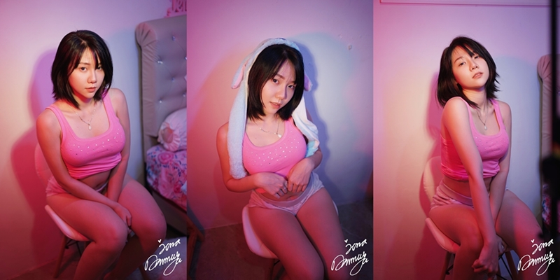Jena Dammaya – Sensual Pink
